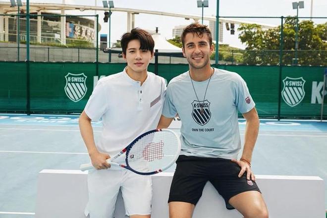 他不是传统 他不是传统