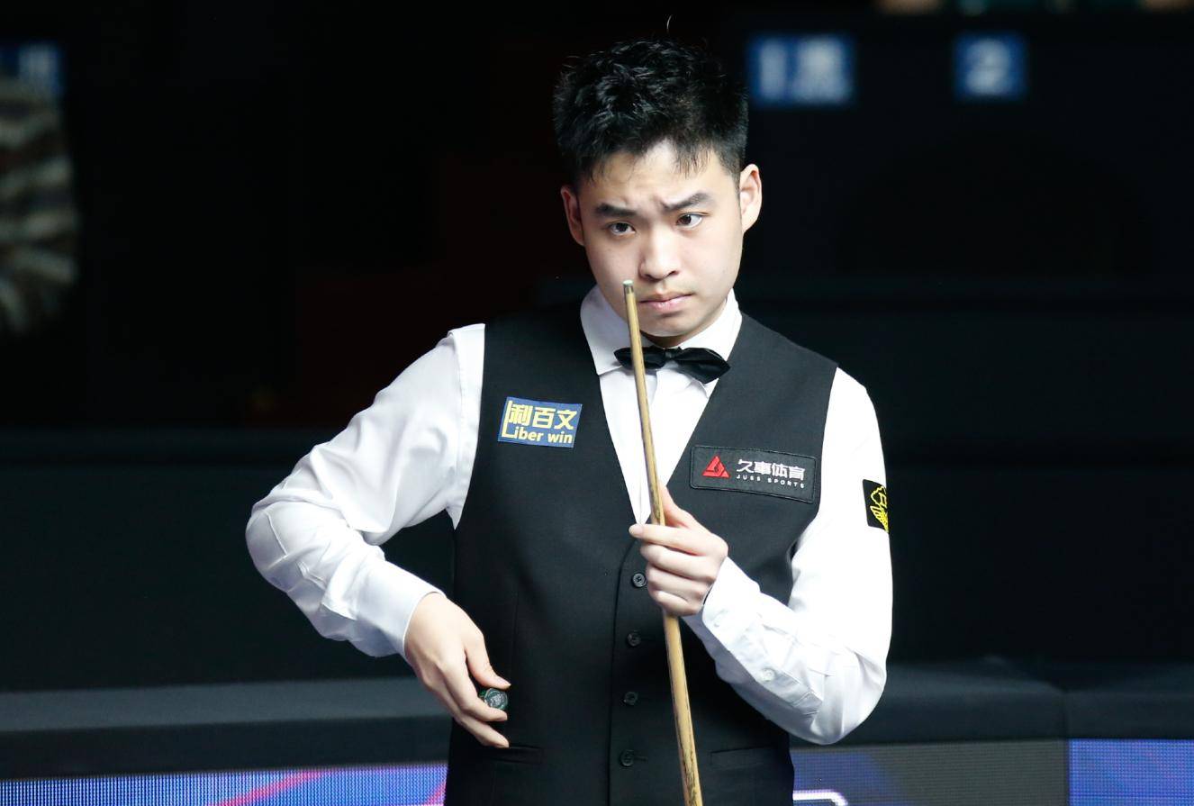 健形成鲜明 健形成鲜明