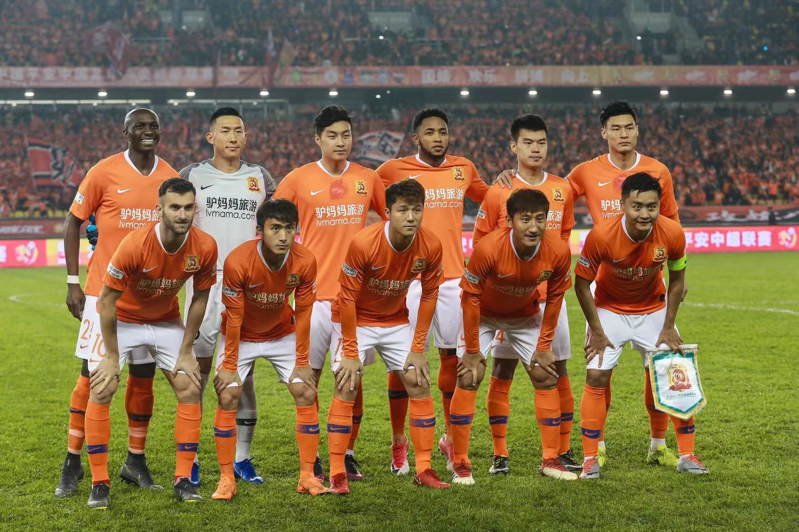 不仅需要专 不仅需要专